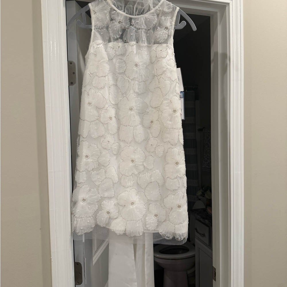 Elegant White Floral Dress